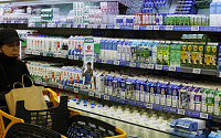 정부 압박에 원윳값 오르나…우유업계 “제도 손봐야 소비자 부담 낮아져”