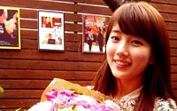 수지 국민 첫사랑 반열, "꽃 보다 예쁜 수지"