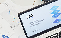 [투자전략] 글로벌 ESG 제도화 기류…준비된 기업만 ‘생존’