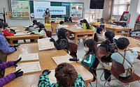 '목재이용=탄소중립'…산림청, 23일부터 '목재체험교실' 참여학교 모집