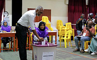 몰디브 대선 과반 후보 없어…이달 30일 2차 결선 투표 진행