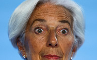 IMF “유럽 금리, 내년 내내 4% 수준 유지해야”