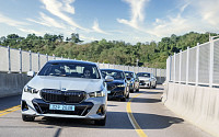 5시리즈 한국서 최초 출시한 BMW…충전 인프라 확대도 앞장