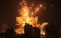 ‘이스라엘판 9·11 참사’에 ‘5차 중동전쟁’ 위기…세계 경제 ‘빨간불’
