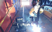 포스코이앤씨, 강철교량 공사에 자동 용접 기술 적용…“품질ㆍ속도 높인다”