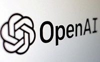 사용량 급증에…오픈AI, 챗GPT 유료 버전 신규 가입 일시 중단