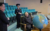 [상보] 북한, 미국에 도발…“정찰위성, 미국 핵함모 칼빈슨·진주만 해군기지 촬영”