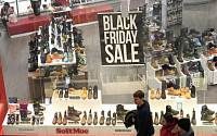 “미국 최대 쇼핑 이벤트 ‘블랙프라이데이’, 올해는 예년보다 한산”