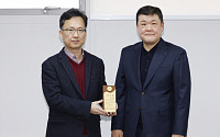 [포토] 김종오 한양대 교수, 이투데이그룹 미래기술연구소 자문위원 위촉