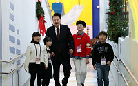 국립어린이박물관 개관식 찾은 尹…어린이와 함께 전시물 체험