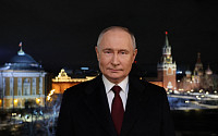 “푸틴, 미국에 비공식 채널로 우크라이나 전쟁 종전 대화 타진”