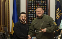 젤렌스키, 우크라군 총사령관 전격 교체…전쟁 악영향 불가피