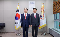 박상우 장관, 이성해 철도공단 이사장에 임명장 전수