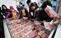 ‘밥보다 고기’…지난해 1인당 육류 소비량 60kg 넘어
