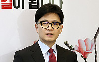 [포토] 취재진 질문에 답하는 한동훈 위원장