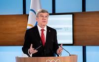 IOC위원장, “러시아 선수들 모니터링” 실토…러 당국 반발