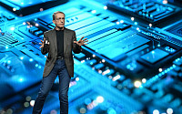 ‘엔비디아에 도전장’ 인텔, 최신 AI 칩 ‘가우디 3’ 공개…네이버, 주요 파트너로 꼽아