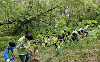 현대엔지니어링, 상암 노을공원서 '생태숲 가꾸기 봉사활동' 진행