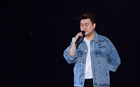"모든 진실 밝혀질 것"…김호중, 오늘(19일)도 콘서트 강행