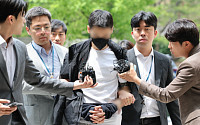 ‘경복궁 낙서’ 배후 30대 구속기소…낙서한 10대도 재판행