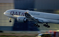 5일 만에 또 난기류 사고…카타르항공 여객기, 승객 등 12명 부상