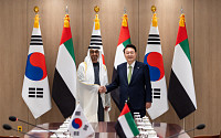 한‧UAE ‘공동성명’ 채택...“300억불 투자 재확인‧北미사일 강력 규탄”