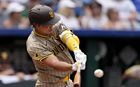 김하성, 밀워키전서 시즌 10호포…MLB 3시즌 연속 두자릿수 홈런