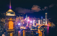 퇴색된 亞 금융허브 지위...홍콩, 부동산 가치 5년간 $2700억 증발