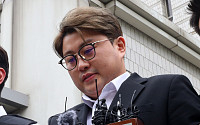 '뺑소니 혐의' 김호중, 재판 중 노숙자 시설에 1500만원 기부…&quot;봉사 못 해 죄송해&quot;