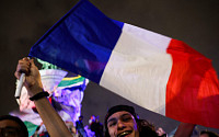 프랑스 총선 대이변...2차 투표서 ‘反 극우’ 좌파연합 1당 차지
