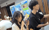 &quot;강남 논현동 식당에서 방금 있던 일&quot; 실내서 전자담배 피우는 중국인 여자 손님