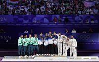 아시아 최초…펜싱 남자 사브르 단체전 금메달 '3연패 달성' [파리올림픽]