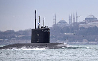우크라 “미사일 공격으로 크림반도서 러 잠수함 격침” 주장
