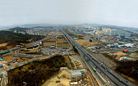 “용인이 반도체 글로벌 중심도시로 도약할 기틀 다져”...용인특례시, &quot;경부지하고속도로 사업 예비타당성조사 통과 환영&quot;