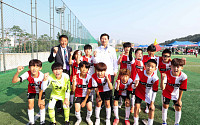 이상일 용인특례시장 ‘2024 유소년‧여성축구대회’ 참가자 격려