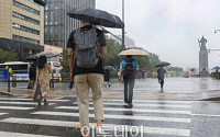 [날씨] "우산 챙기세요"…전국 비 소식에 낮 온도 12도로 '뚝'