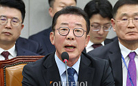 내란특검, 홍철호 전 정무수석 소환⋯계엄 전후 행적 재구성