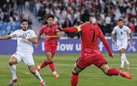 설욕 다짐했지만 또 무승부…한국 축구, 불안한 선두