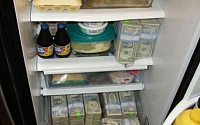 갑부의 냉장고 열어 보니 지폐 한 가득…실제 돈 맞아?