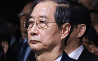헌재, 한덕수 지명 효력정지 이어 여론도 부정적...韓 출마론 주춤?