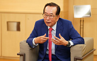 1세대 기업인 김재철 “세계 정세 럭비공처럼 예측불가…기민하게 대응해야”