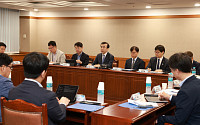 'SKT 해킹' 여파⋯ 금감원, 금융권 CISO 긴급 소집…“사고 땐 CEO가 책임”