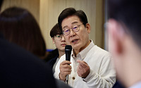 이재명 "한일관계, 과거사는 원칙적 대응…안보·경제는 협력”