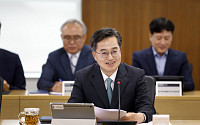 김동연 “제 임기는 매일 새로 시작”… 도정 마무리 아닌 ‘퍼스트펭귄’ 선언
