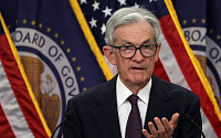 미국 연준, 기준금리 동결…경제성장률 전망 하향