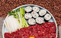 '2TV 생생정보' 오늘방송맛집- 고수의 부엌, 고소한 육회ㆍ육회 물회 맛집 '고○'