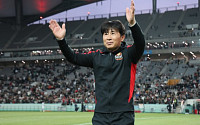 FC서울 김기동 감독, 기성용 이적에 짧은 입장⋯"다시 웃음 찾아드릴 것"