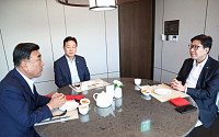 부산ㆍ울산ㆍ경남 시도지사, "지역균형발전·행정통합 힘 모은다"