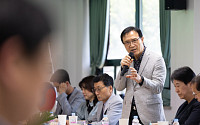 임태희 경기도교육감, 미래첨단농업학교 조성 현장 점검…산학협력 방안 논의