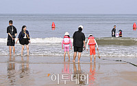 [내일날씨] 전국 맑고 낮 최고 36도 '찜통더위'…제주 오후에 소나기